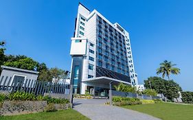 Vivanta Kochi, Aluva